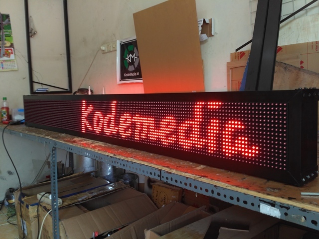 running text purwokerto